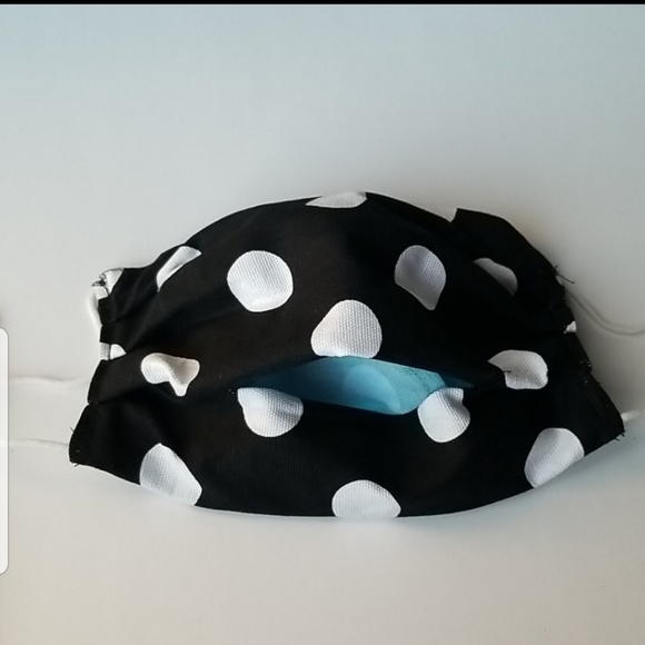 🥳2 for $25!🥳 Facemask with Filter Pocket - Picture 6 of 6